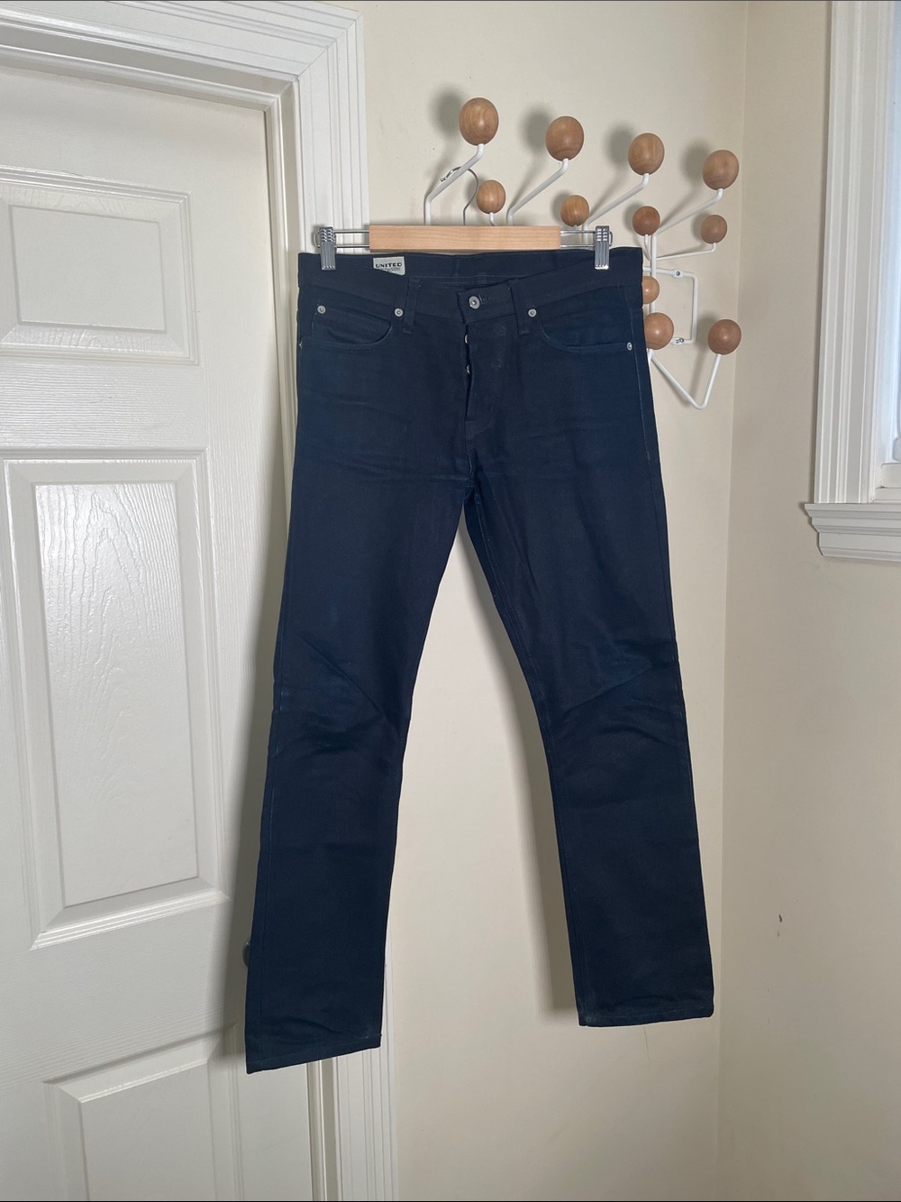 United Stock Dry Goods Selvedge  Slim Straight Dark Navy 30x28